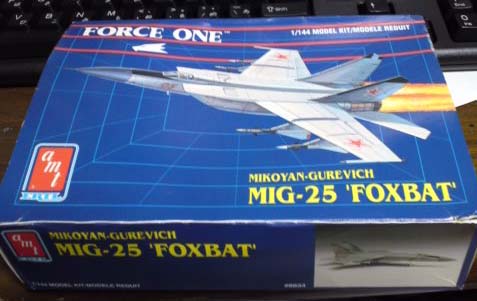 MIG25