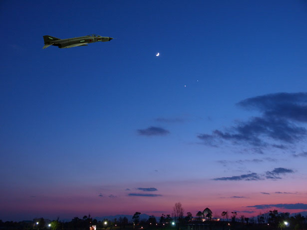 F-4